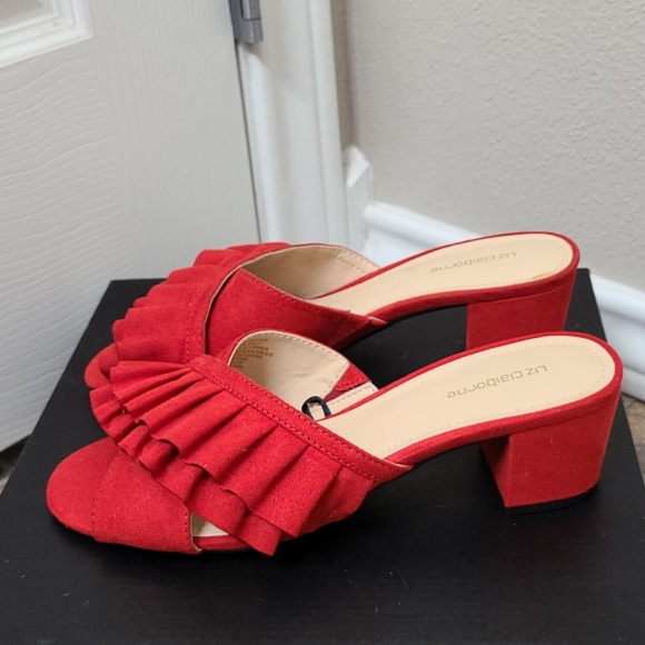 Liz Claiborne Shoes - 2/$15 Liz Claiborne sandal block heels